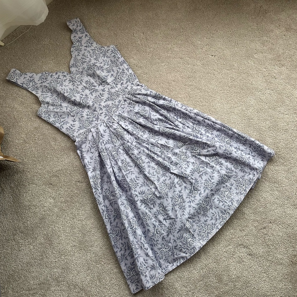 Vintage laura ashley midi dress